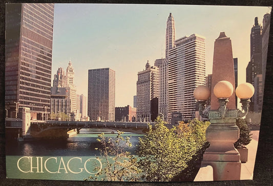 Chicago - Wrigley Building looking down Chicago River - Illinois - Photo by Karina Wang - Vintage Chicago River Postcard