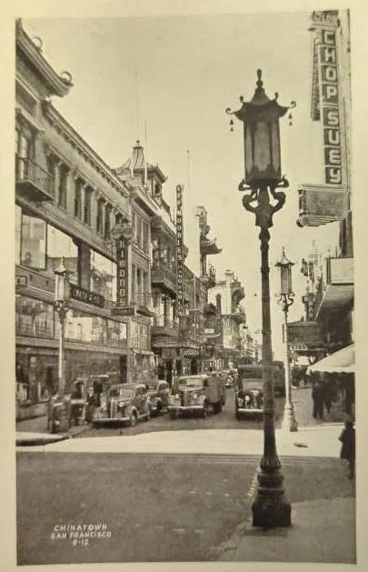 Chinatown, San Francisco - Vintage late 1930s Postcard - Bardell Hi Gloss Print