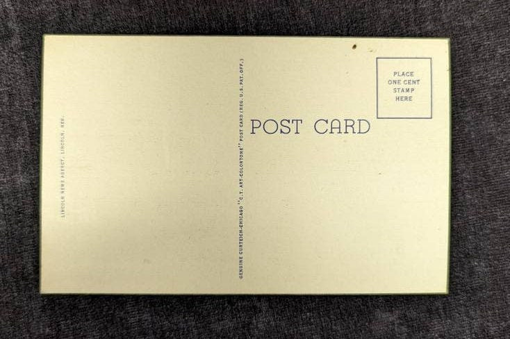 Front: Entrance to Antelope Park, Lincoln Neb.Back: BlankGreat Condition, unmailed1930s-1950sPublisher: Genuine Curteich-Chicago