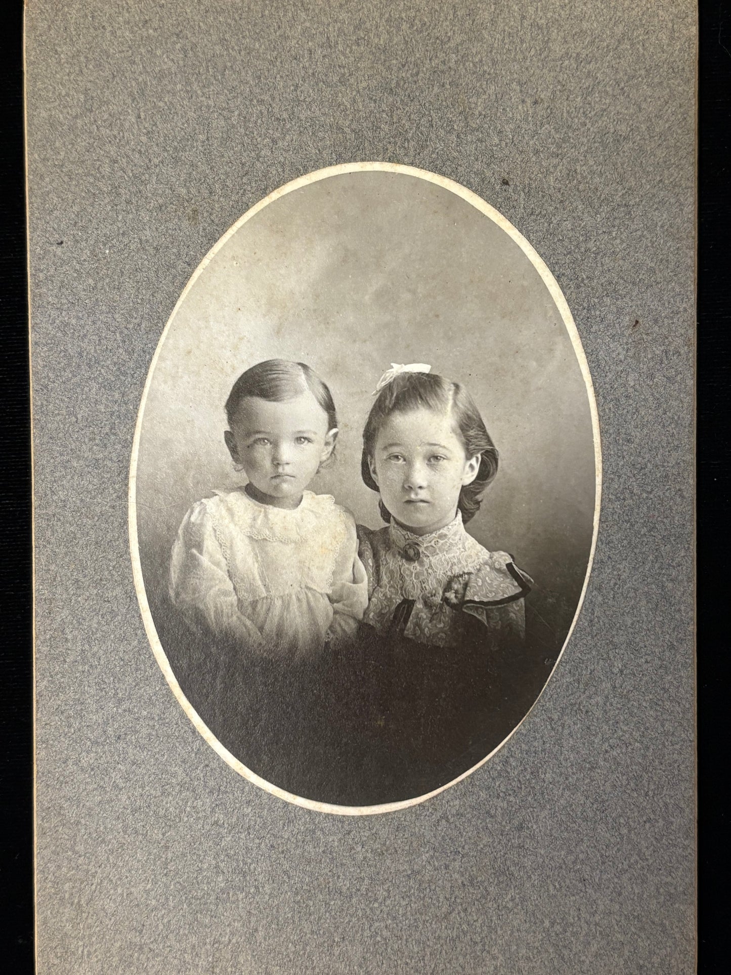 1890s Siblings Portrait Photograph - Oval Cabinet Card Picture - Very Pensive Children -