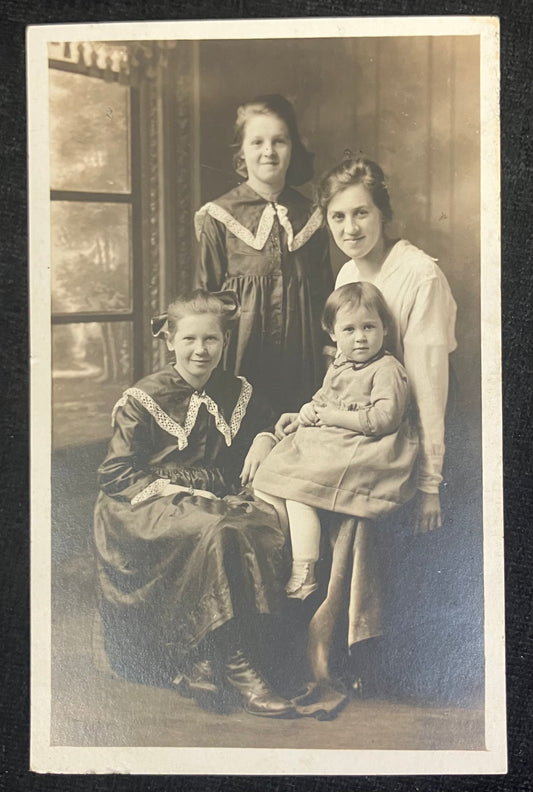 1919 Mother and 3 Daughters RPPC - 1920s Women's Fashion - Rare Photo 1919 Twin Girls Black and White Home Photography