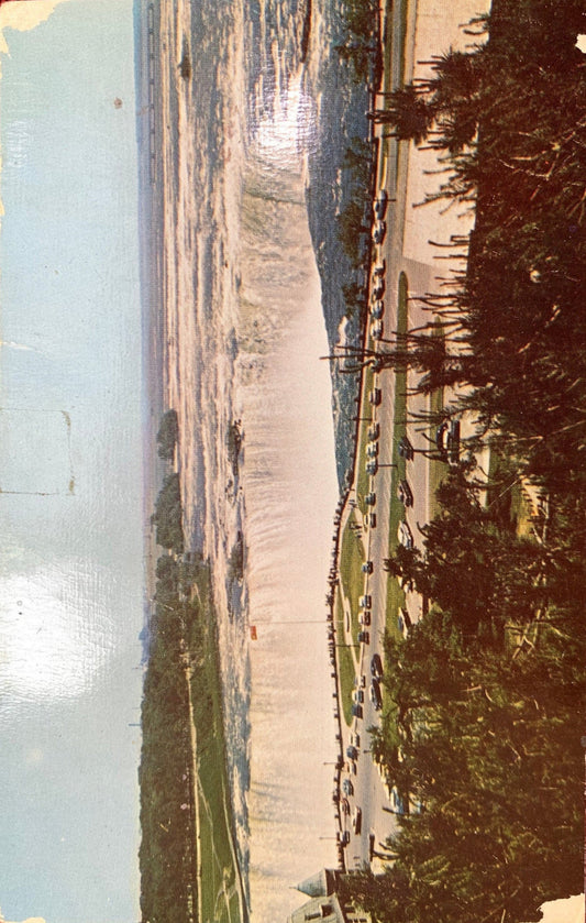 View of the Canadian Horseshoe Falls from Niagara Falls - International Postcard