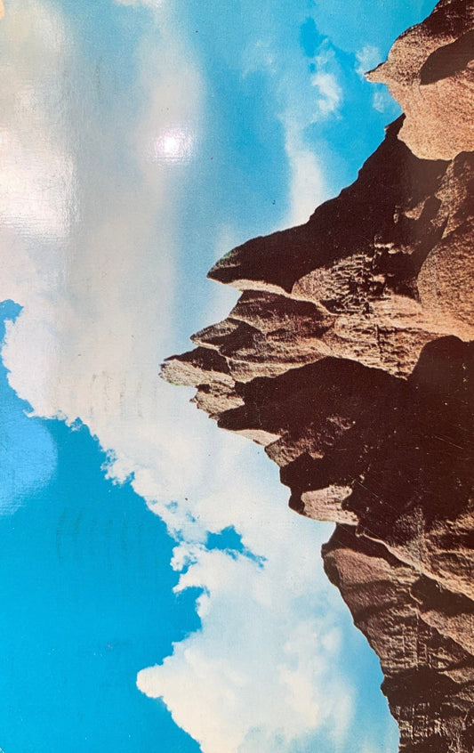 Vampire Peak, Badlands, South Dakota - Vintage Postcard