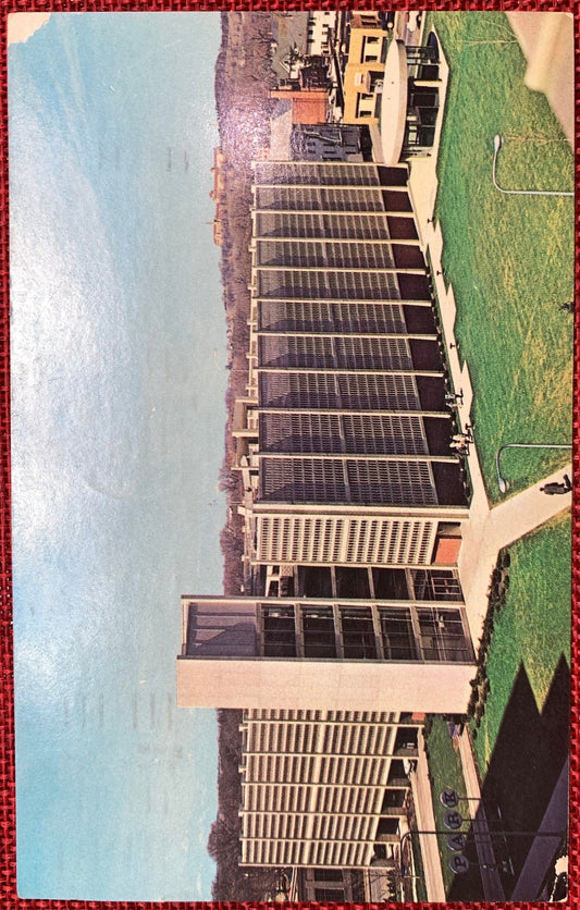 Damon Parkade, Rochester, Minnesota - Vintage Postcard