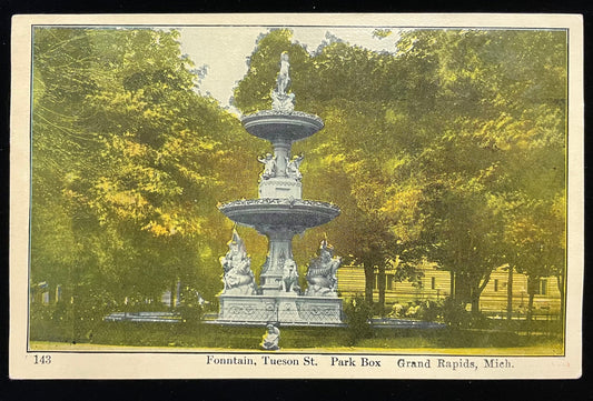 Fountain - Tueson St. Park Box - Grand Rapids, Michigan - 1908 Postcard