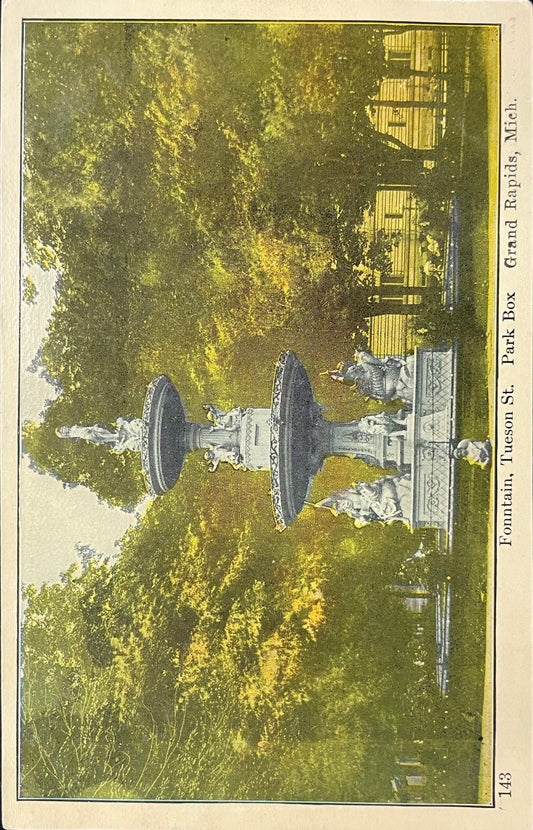 Fountain - Tueson St. Park Box - Grand Rapids, Michigan - 1908 Postcard