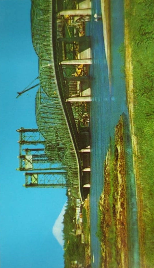Interstate Bridges, Connecting Oregon and Washington - Mount St. Helens Pre-Eruption - Vintage 1970s Bridge HighwayPostcard