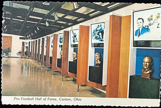 Pro Football Hall of Fame, Canton, Ohio - Vintage Postcard