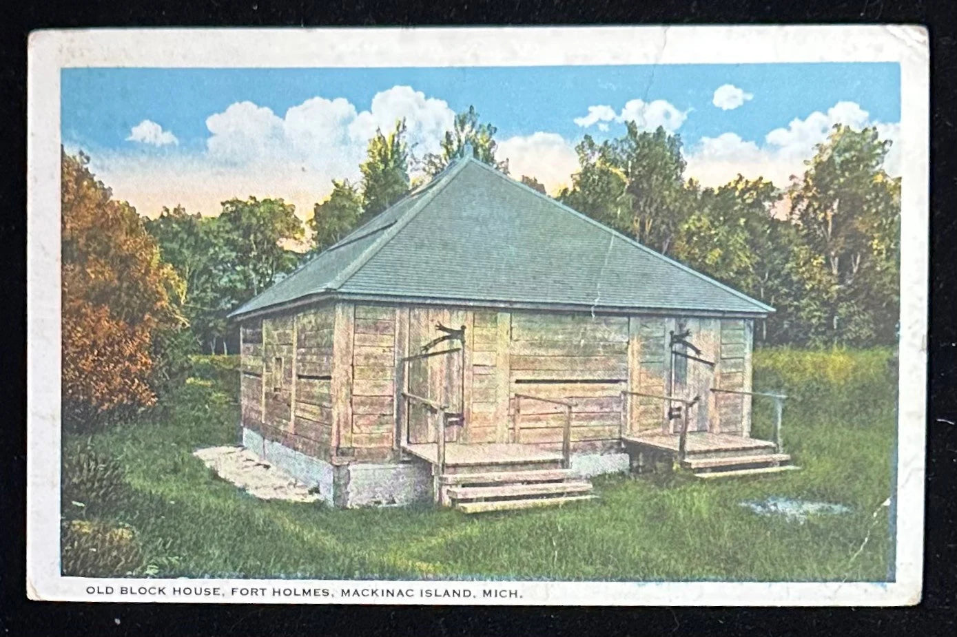 Old Block House, Fort Holmes, Mackinac Island, Michigan - Vintage Postcard