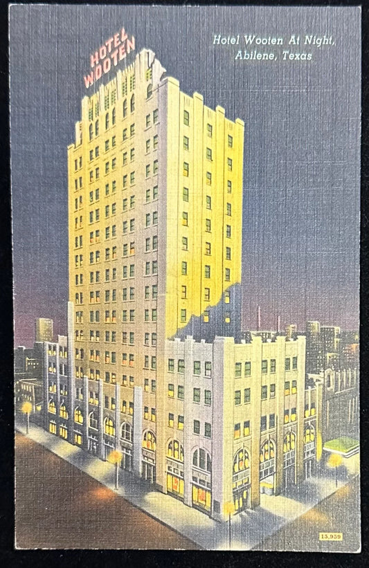 Hotel Wooten At Night, Abilene, Texas - Linen Vintage Postcard