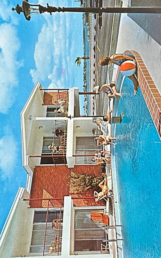 The DUNES Motel and Apartments, Clearwater Beach, Florida - Vintage Postcard