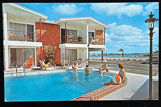 The DUNES Motel and Apartments, Clearwater Beach, Florida - Vintage Postcard