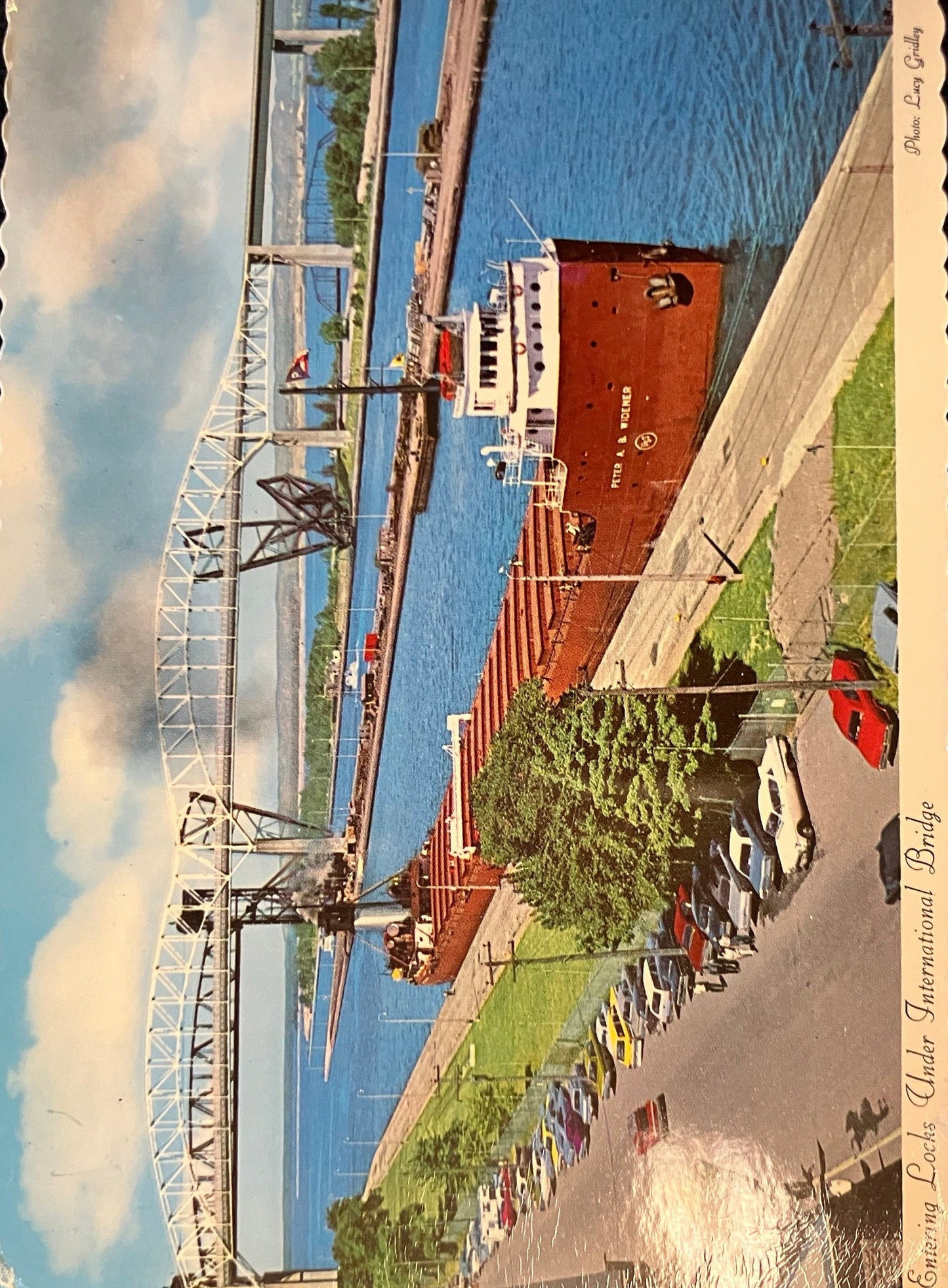 Entering Locks Under International Bridge - Vintage Postcard - 60 and 70s Cars in Photo