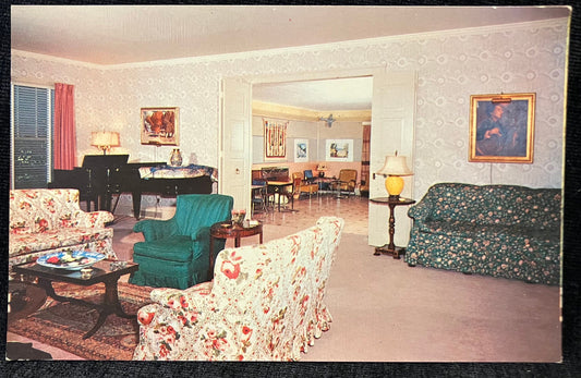 Living Room & Recreation Room Woodcliff House - Michigan - Photo by John D. Freeman - Vintage Postcard