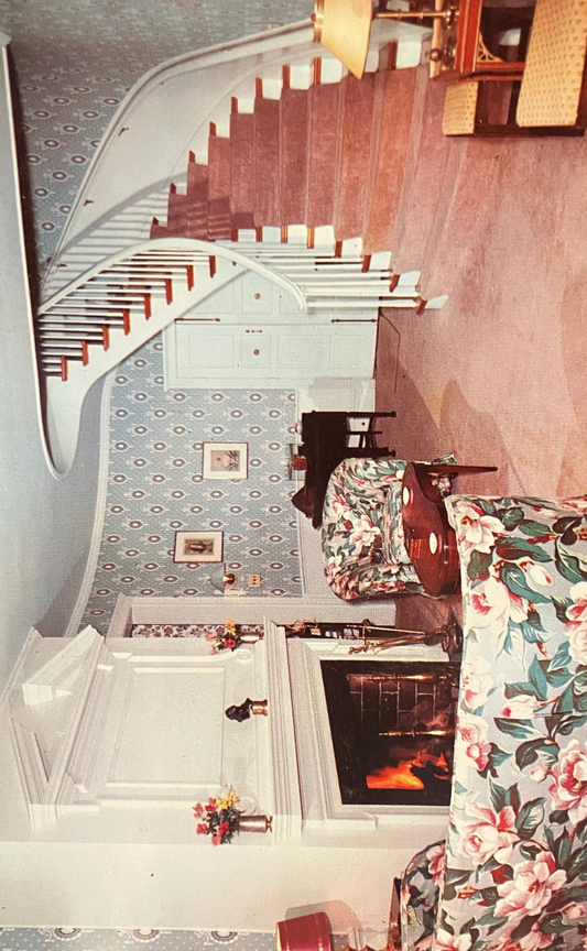 Windcliff House - Reception Room - Michigan - Photo: John D. Freeman - On Bluffs of Lake Michigan, near South Haven - Vintage Postcard