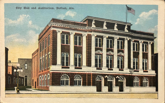 City Hall - Auditorium - Dothan, Alabama - Vintage Postcard