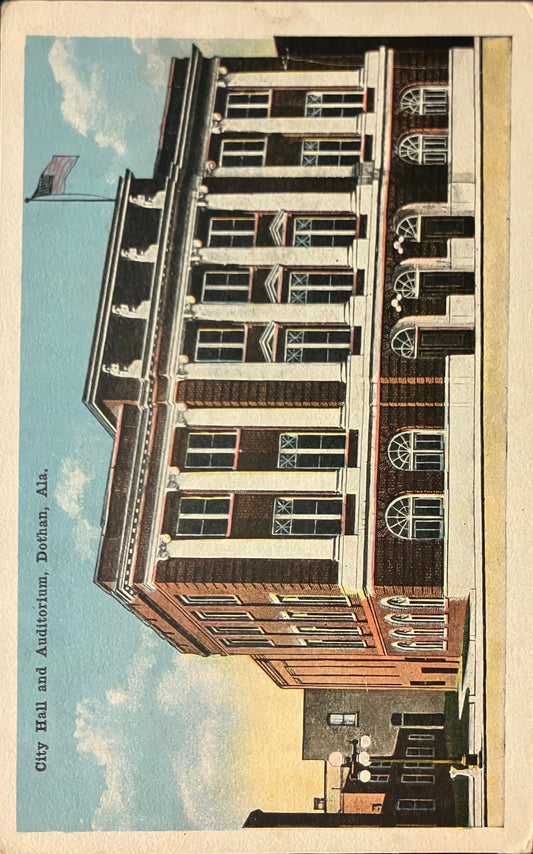 City Hall - Auditorium - Dothan, Alabama - Vintage Postcard