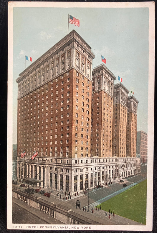 Hotel Pennsylvania,  401 Seventh Avenue, New York City- Vintage Postcard