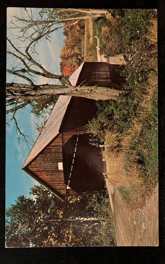 Old Covered Bridge on Route 4 between Bridgewater and Woodstock, Vermont - Vintage Postcard,