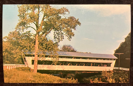 Johnson Coverd Bridge, in Fairfield County, Ohio - Photo: Anita Knight - Vintage Postcard