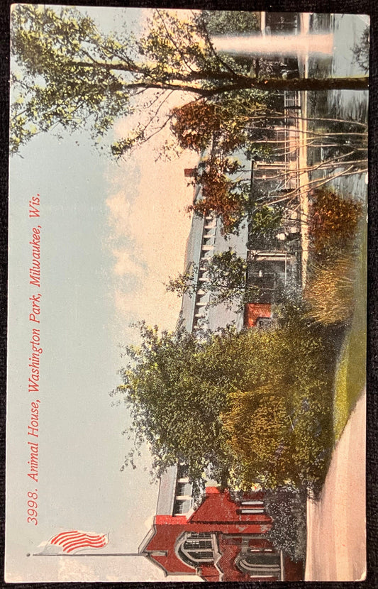 Animal House, Washington Park Zoo, Milwaukee, Wisconsin - Vintage Zoo Postcard