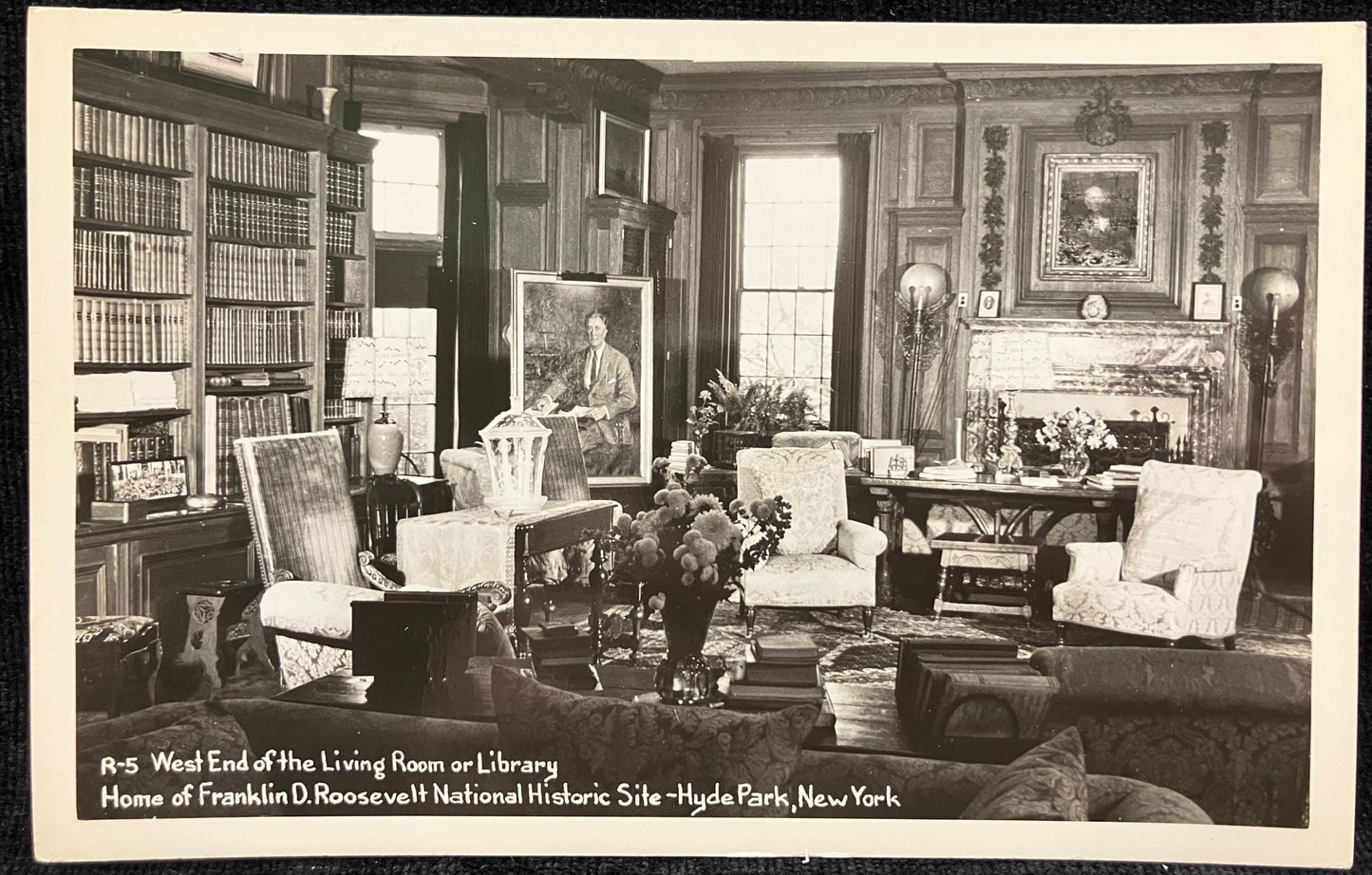 RPPC - The West End of the Living Room or Library, the Home of Franklin D. Roosevelt National Historic Site at Hyde Park, New York.