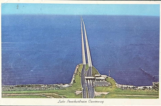 Lake Ponchartrain Causeway - New Orleans, Louisiana - Vintage Postcrad