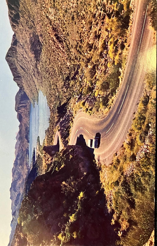 Canyon Lake on Apache Trail, Arizona - Vintage Postcard 1950s
