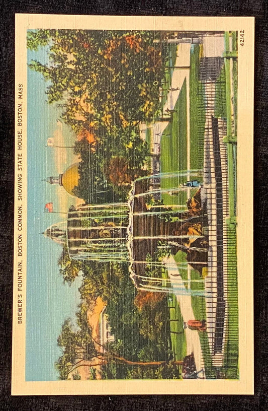 Brewer's Fountain - Boston Common - Showing State House - Boston, Massachusetts - 1940s Linen Postcard