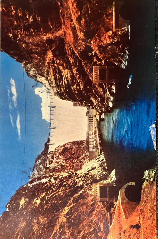 The Hoover Dam - Nevada - Vintage Postcard