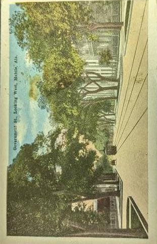 Government St. - Mobile, Alabama - Vintage 1910s Postcard