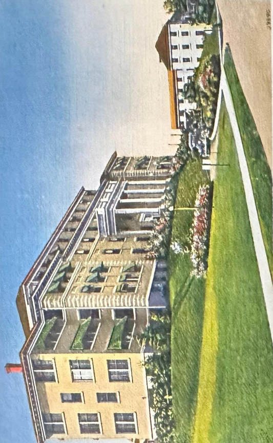211 Ideal Hospital, Endicott, New York - Linen Postcard