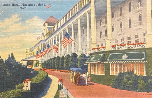 Grand Hotel - Mackinac Island, Michigan - 1954 Linen Postcard
