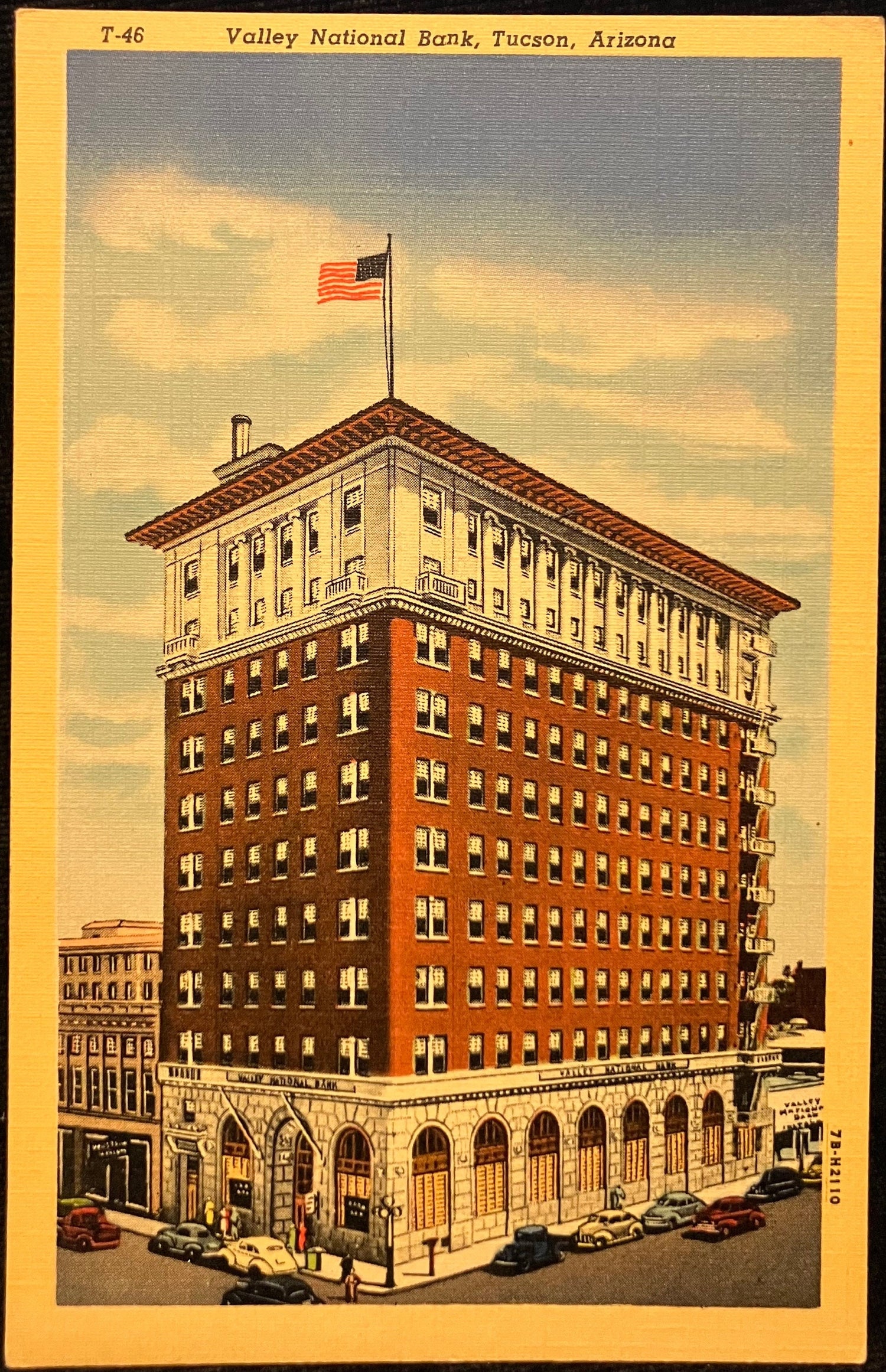 Valley National Bank - Tucson, Arizona - 1940s Linen - Vintage Bank Postcard