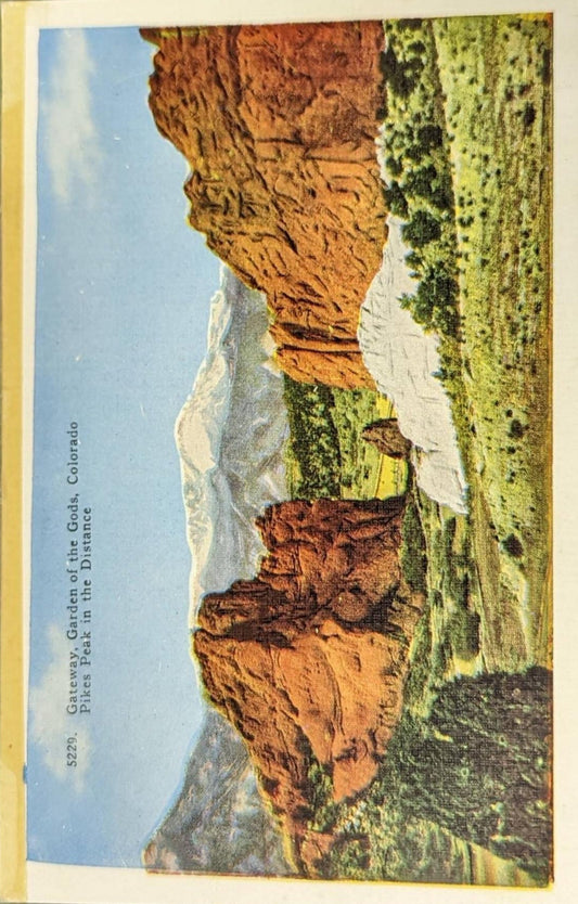 Gateway - Garden of the Gods - Colorado - Pikes Peak - 1940s Linen Postcard