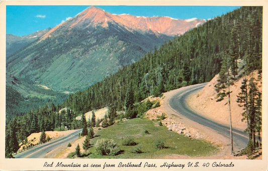 Red Mountain as seen from Berthoud Pass, Highway U.S. 40 Colorado - Vintage postcard