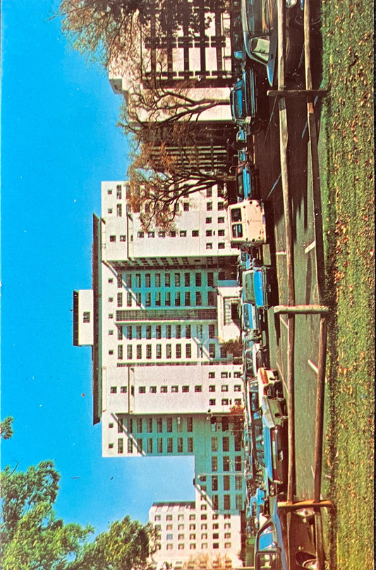 Hartford Hospital - Hartford, Conn. - Hospital Postcard