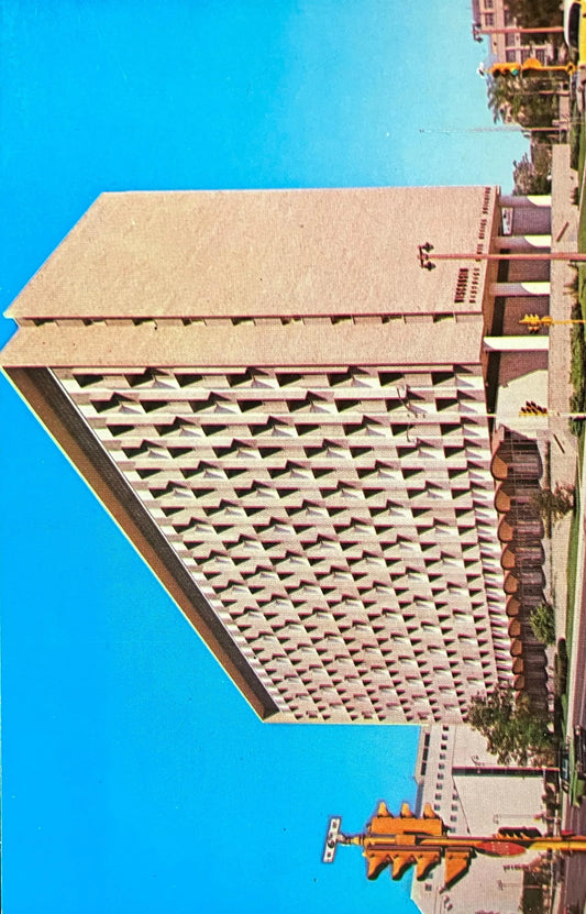 Wisconsin State Office Building in Milwaukee, Wisconsin - Vintage Postcard