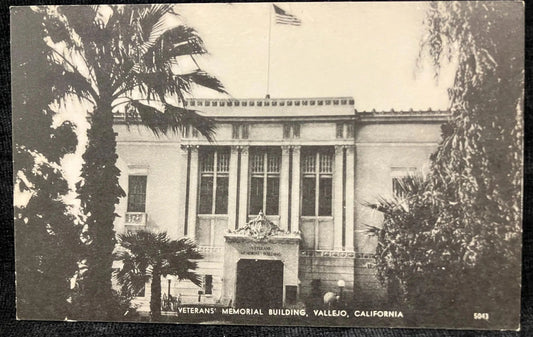 Veterans' Memorial Building, Vallejo, California - Vintage Black and White Postcard