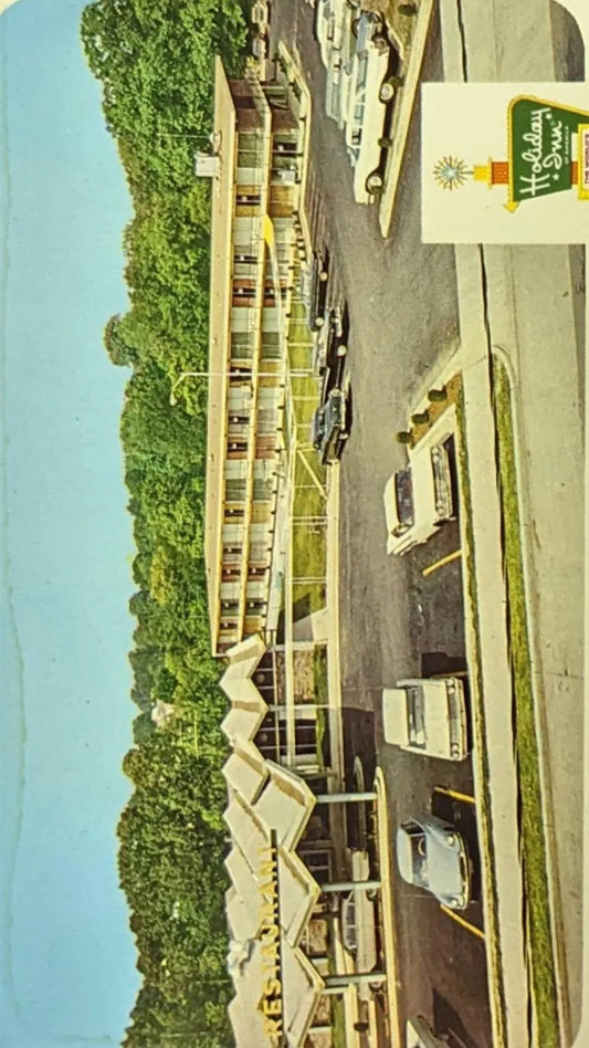 Holiday Inn of Manchester, Tennessee - Vintage Postcard