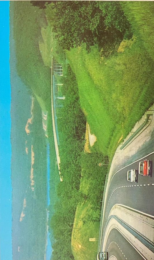 Tennessee Interstate Forty - Near Waverly Camden, Tennessee - Vintage Postcard