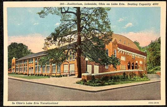 Auditorium, Lakeside, Ohio on Lake Erie - Seating Capacity 4000 - In Ohio's Lake Erie Vacationland - Vintage Postcard