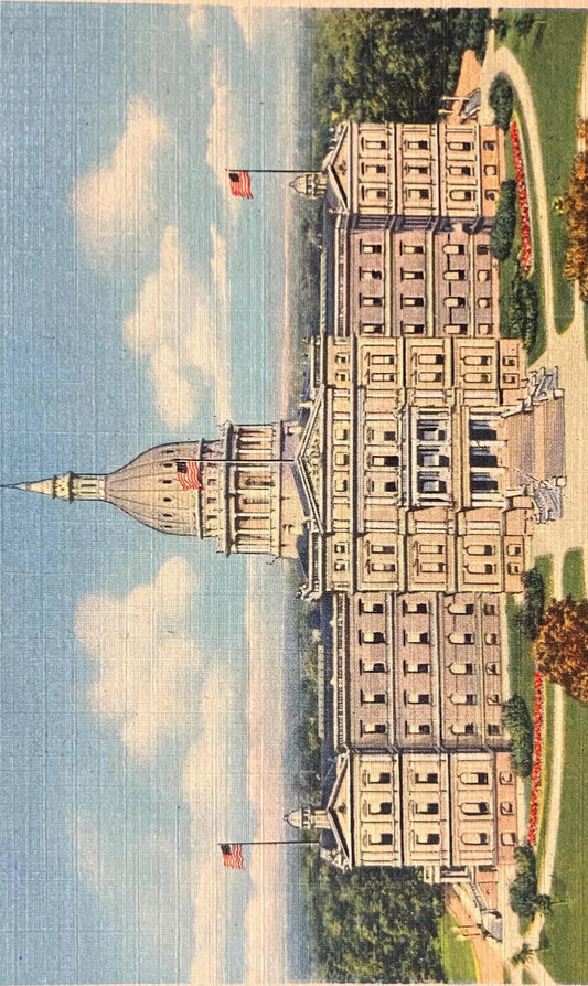 State Capitol, Lansing, Michigan - Vintage Postcard