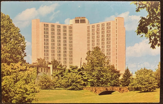 Eigenmann Hall - Indiana University - Bloomington, Indiana - Photo: Dellenback - Vintage University Postcard