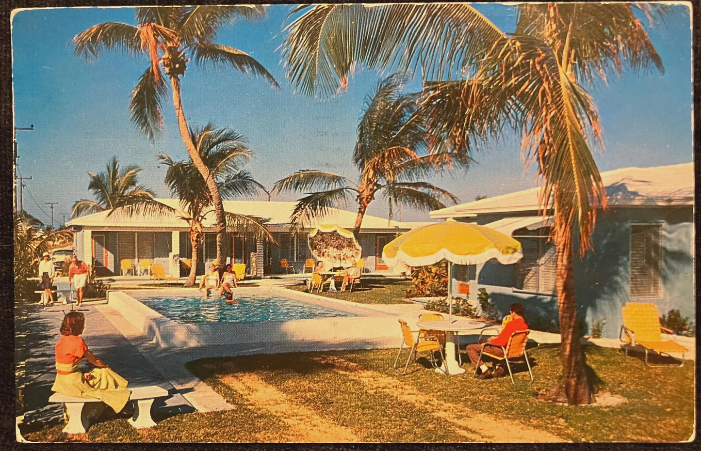 South Winds Apartments in Palm Beach Shores, Florida - Ektachrome: Gottschalk - Vintage City Living Postcard