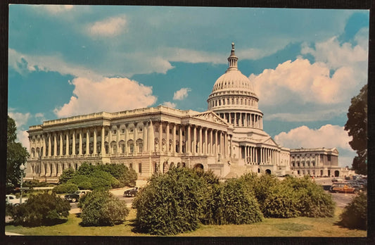 The United States Capitol in Washington D. C., Maryland - Vintage Postcard