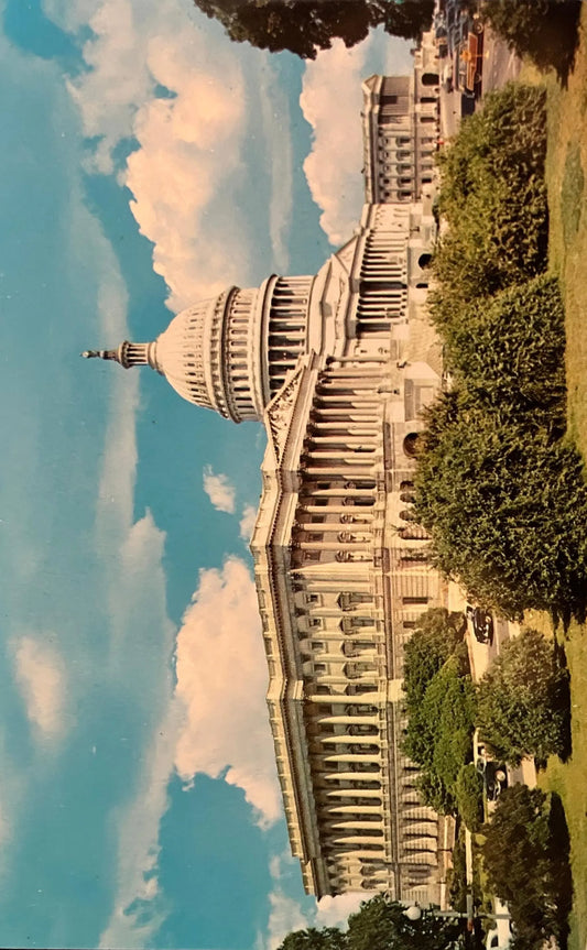 The United States Capitol in Washington D. C., Maryland - Vintage Postcard
