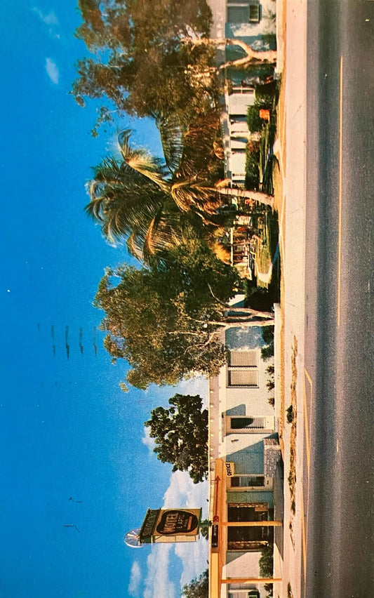 Sun Colonist Motel from Fort Lauderdale, Florida - Vintage Motel Postcard