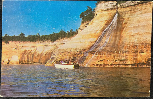 Arch Rock, Mackinac Island, Michigan's Upper Peninsula - Vintage Postcard