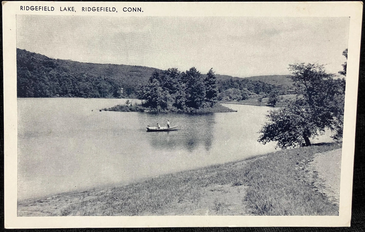 Ridgefield Lake, Ridgefield, Connecticut - Vintage Postcard